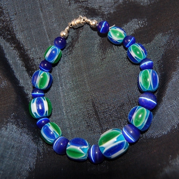 Miliefiori and fiber optic bead bracelet - Picture 1 of 1